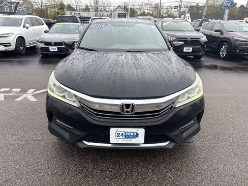 Used 2016 Honda Accord Sport image 10