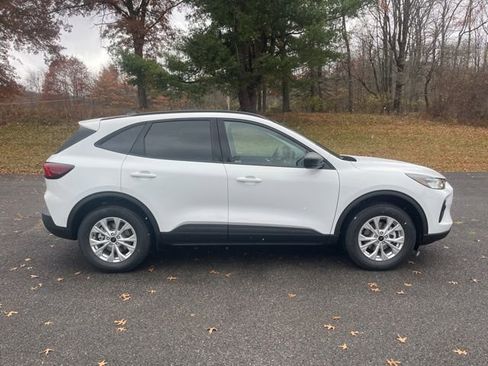 New 2026 Ford Escape Active w/ Active Premium Tech Pack image 4