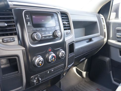 Used 2017 RAM 2500 Tradesman w/ Chrome Appearance Group AWD/4WD image 16