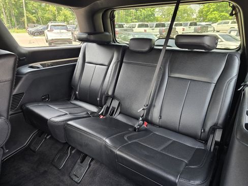 Used 2021 Ford Expedition XLT AWD/4WD image 12