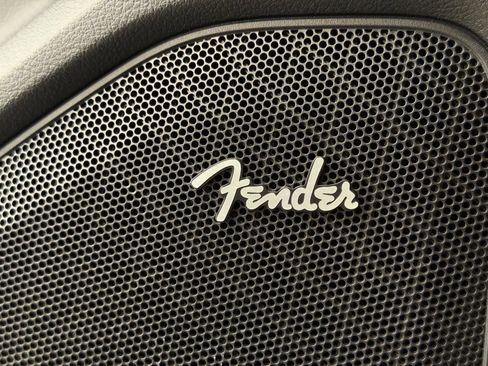 Used 2024 Nissan Frontier SV w/ SV Convenience Package image 37