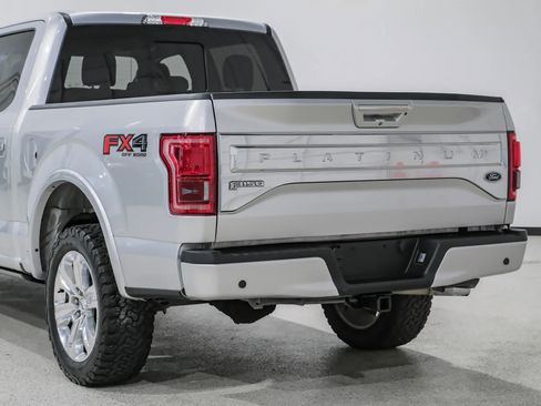 Used 2016 Ford F150 Platinum w/ Equipment Group 701A Luxury image 13