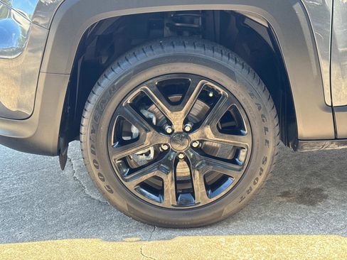 Certified 2023 Jeep Renegade Altitude w/ Sun/Sound Group image 10