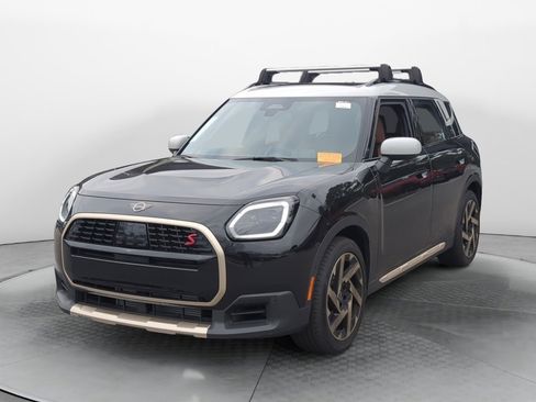 Used 2025 MINI Cooper Countryman S image 3