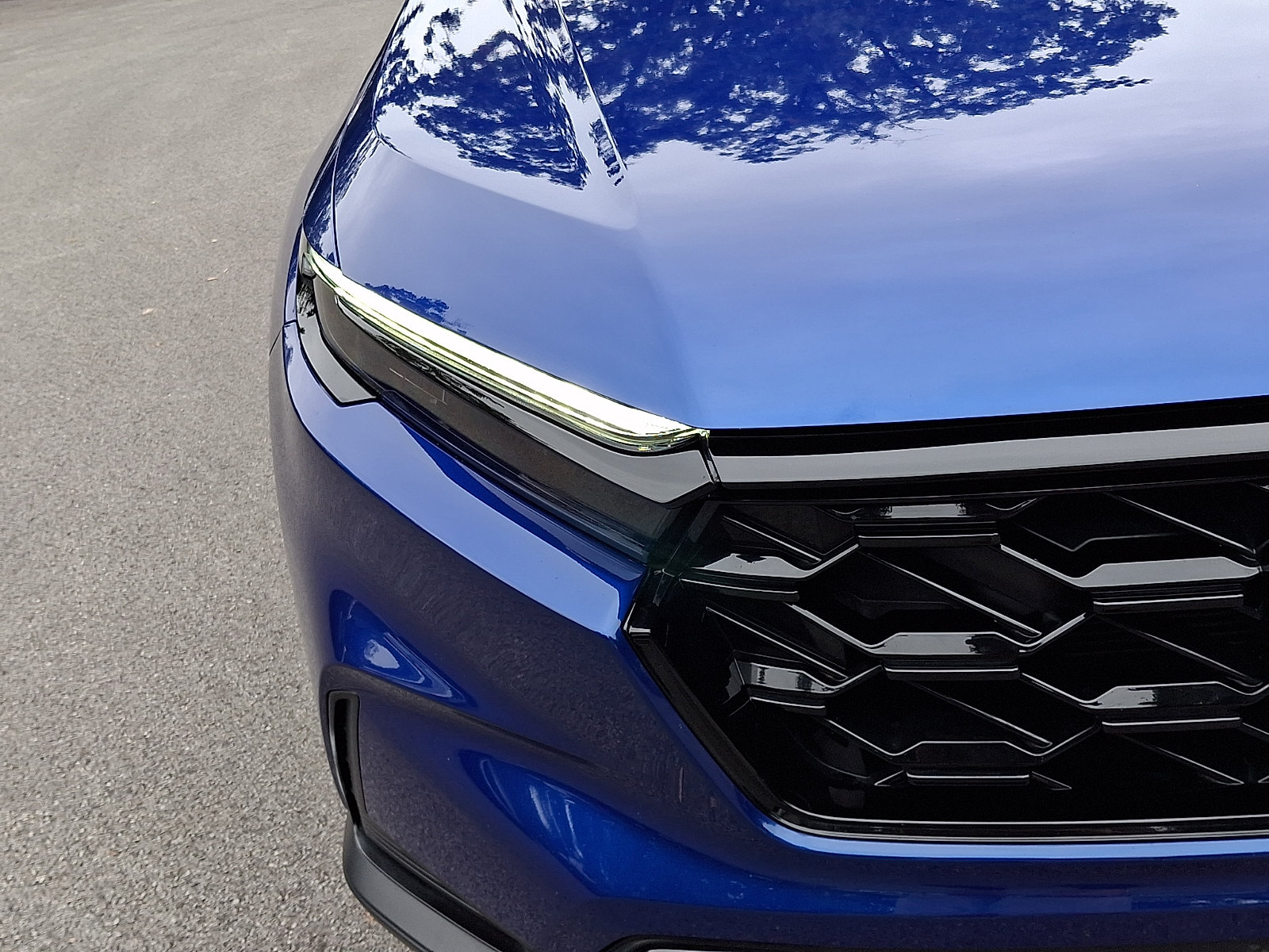 Used 2025 Honda CR-V Sport image 9
