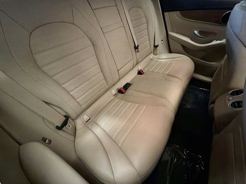 Used 2018 Mercedes-Benz GLC 300 4MATIC image 14