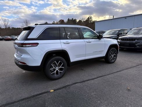 New 2025 Jeep Grand Cherokee Limited image 2