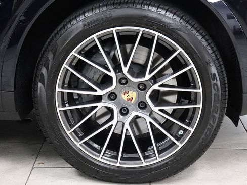 Used 2019 Porsche Cayenne S AWD/4WD image 56
