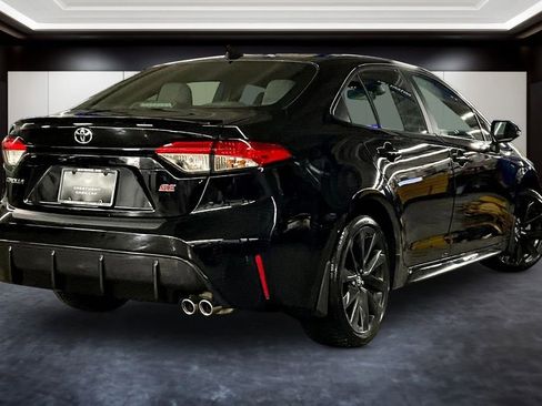 Used 2024 Toyota Corolla SE FWD image 6