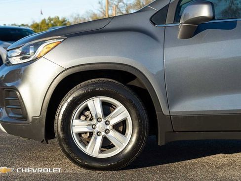 Used 2020 Chevrolet Trax LT w/ Driver Confidence Package image 10