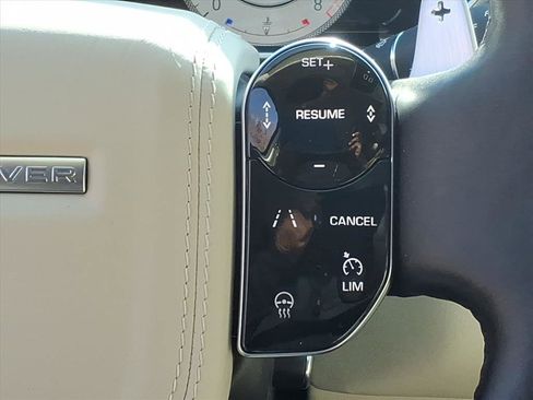 Used 2020 Land Rover Range Rover LWB SV Autobiography image 16