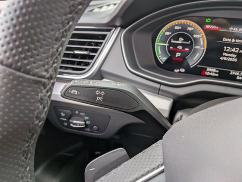 Used 2024 Audi Q5 e Premium Plus AWD/4WD image 15