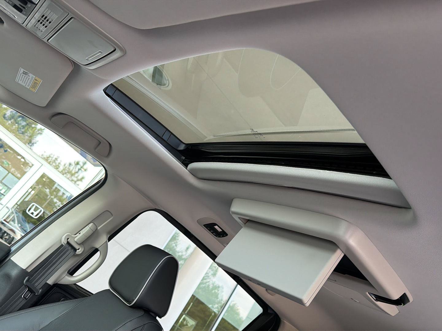 New 2026 Honda Odyssey Elite image 33