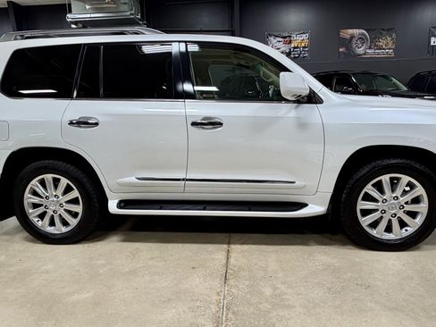 Used 2009 Lexus LX 570 4WD image 7