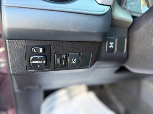 Used 2018 Toyota RAV4 LE w/ All Weather Liner Package AWD/4WD image 23