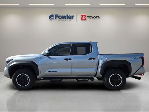 New 2026 Toyota Tacoma TRD Off-Road AWD/4WD image 4