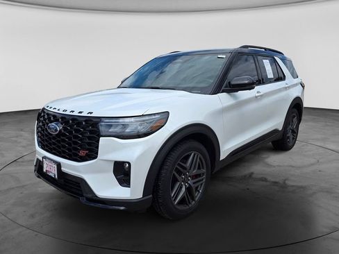 Certified 2025 Ford Explorer ST w/ Sun And Sound Package AWD/4WD image 3