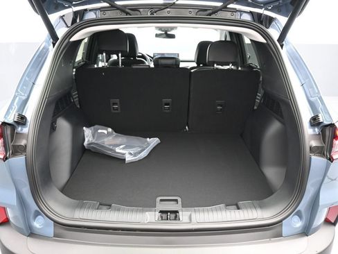 New 2024 Ford Escape SE w/ PHEV Premium Package FWD image 14