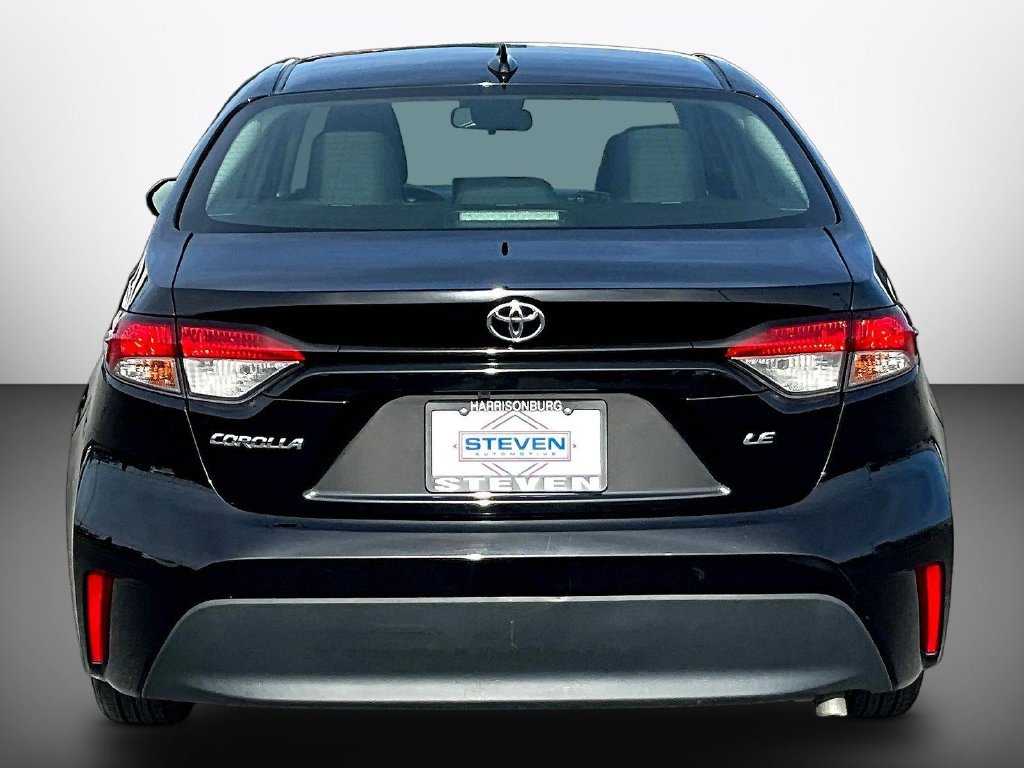 Used 2024 Toyota Corolla LE FWD image 5