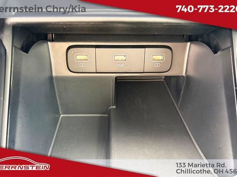 Used 2022 Kia Sorento S w/ Panoramic Sunroof Package AWD/4WD image 19