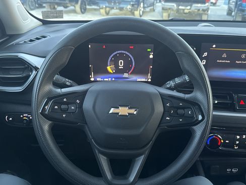 Used 2024 Chevrolet TrailBlazer LT image 18