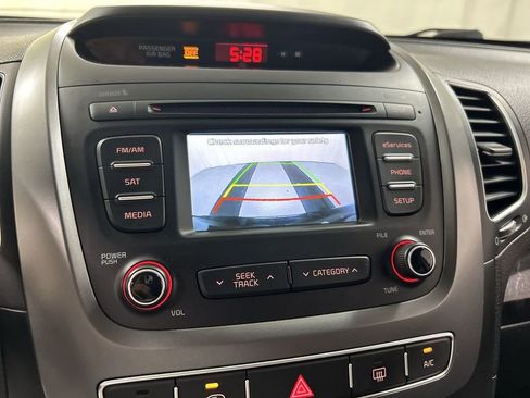 Used 2015 Kia Sorento LX AWD/4WD image 15