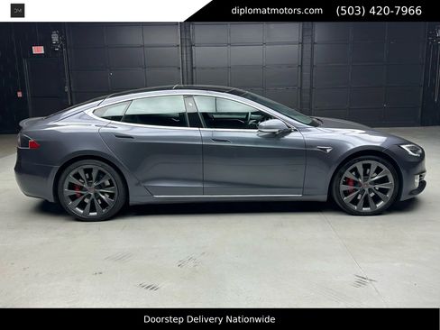 Used 2018 Tesla Model S P100D image 8