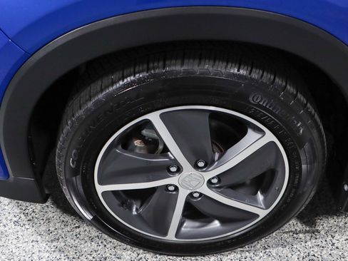 Used 2021 Honda HR-V EX image 11