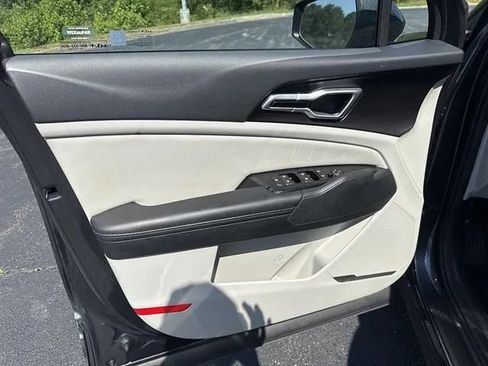 Certified 2023 Kia Sportage EX AWD/4WD image 8