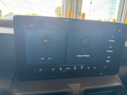 Used 2025 Ford Mustang GT RWD image 7