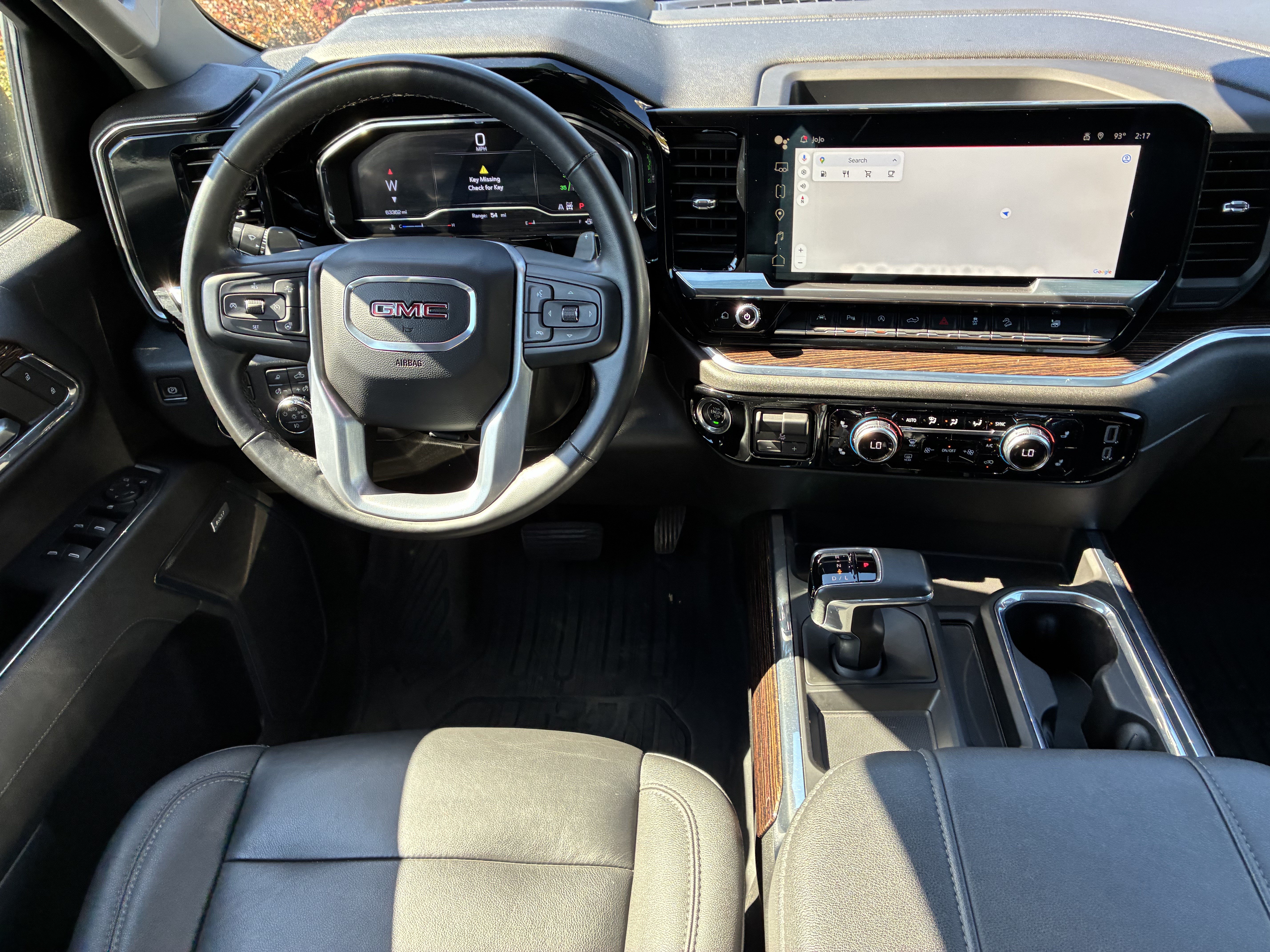 Used 2024 GMC Sierra 1500 Elevation w/ Elevation Premium Package AWD/4WD image 24