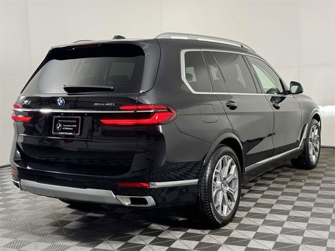 Used 2025 BMW X7 xDrive40i w/ Parking Assistance Package image 10