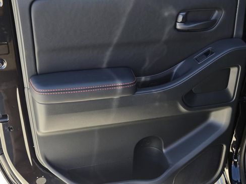 New 2026 Nissan Frontier Pro-X image 9