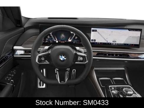 New 2026 BMW 760i xDrive image 7
