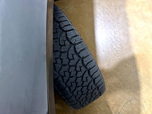 Used 2015 Ford F250 Lariat w/ Lariat Interior Package image 52