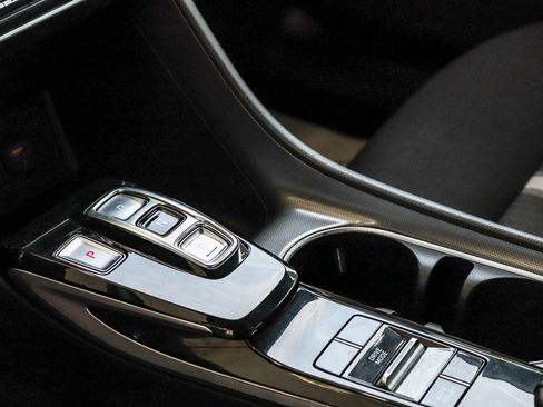 Used 2023 Hyundai Sonata SEL FWD image 23