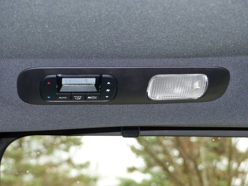 Used 2025 Honda Odyssey Sport-L image 27