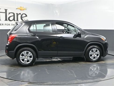 Used 2019 Chevrolet Trax LS image 36