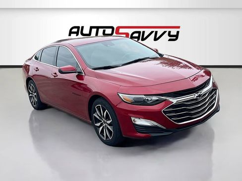 Used 2023 Chevrolet Malibu RS image 1