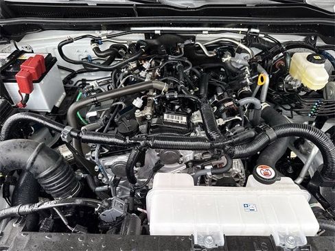 Used 2025 Toyota 4Runner SR5 image 32