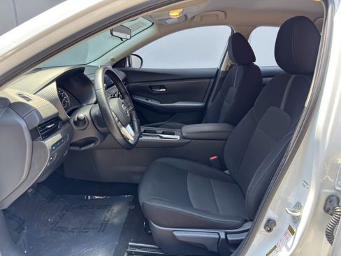 Used 2022 Nissan Sentra SV w/ Trunk Package FWD image 15