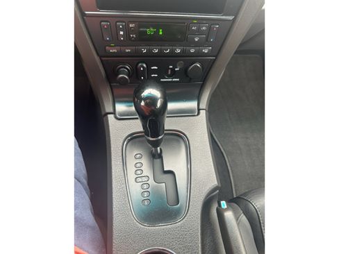 Used 2002 Ford Thunderbird RWD image 15