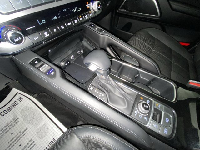 Used 2024 Kia Telluride EX w/ EX Captain's Chair Package AWD/4WD image 20