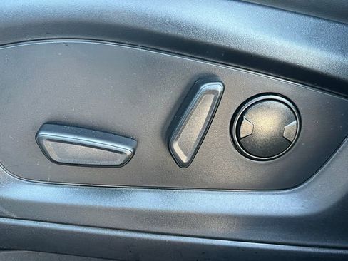 Used 2026 Ford Explorer Active w/ Active Comfort Package image 15