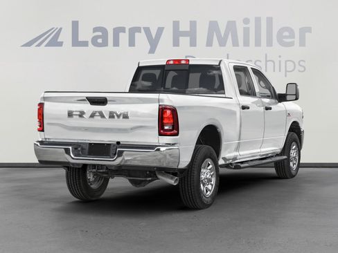 New 2026 RAM 2500 Big Horn image 2