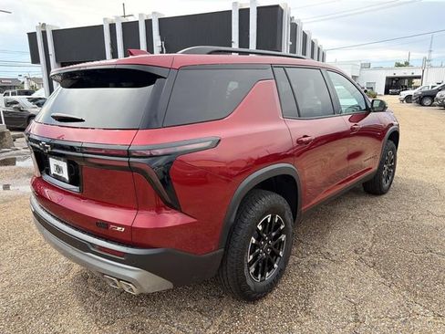 Used 2026 Chevrolet Traverse Z71 w/ Enhanced Driving Package AWD/4WD image 6