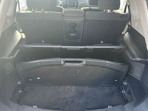 Used 2016 Nissan Rogue S image 14