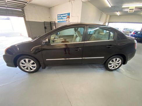 Used 2011 Nissan Sentra 2.0 S w/ Convenience Pkg FWD image 23