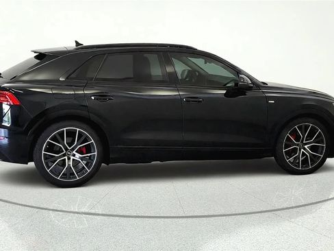 Used 2022 Audi Q8 Prestige AWD/4WD image 7