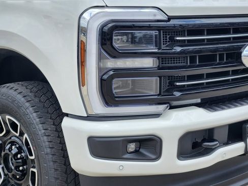 New 2026 Ford F250 Platinum AWD/4WD image 6